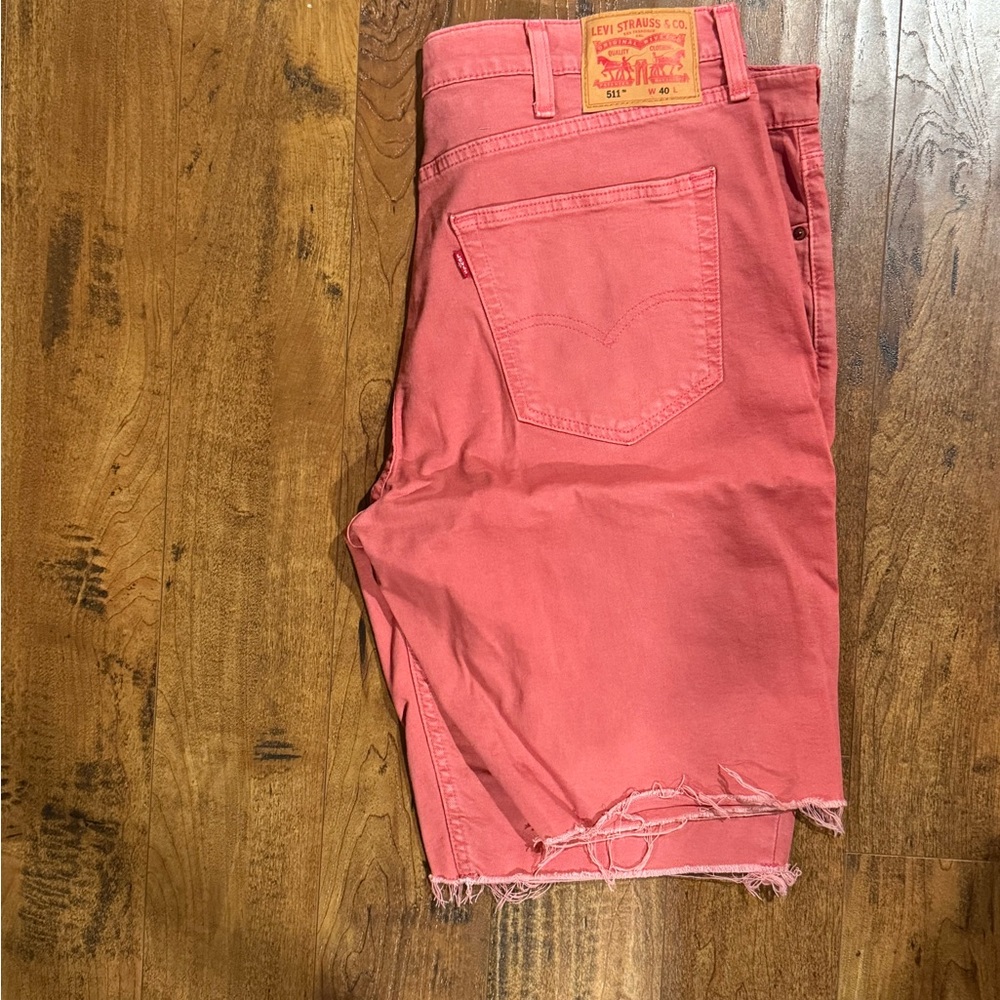 Levi’s 511 Men’s Salmon Denim Shorts W40